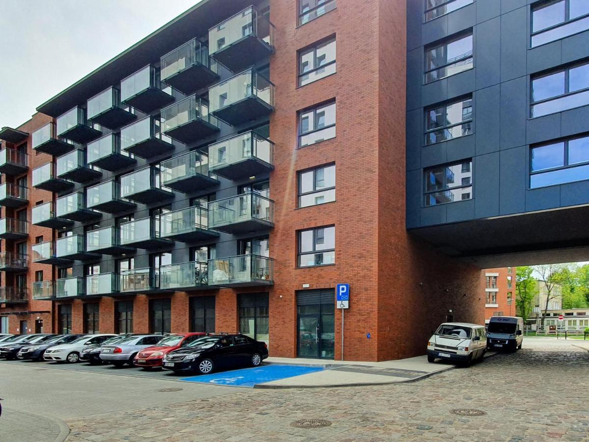Hellogdansk Walowa With Parking By Lion Gdańsk